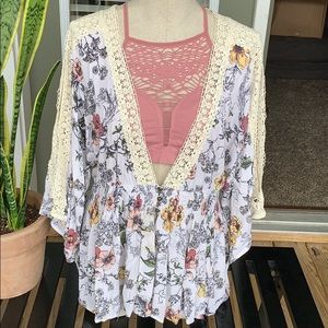 Coco + Jaimeson blouse from Buckle lace stitching